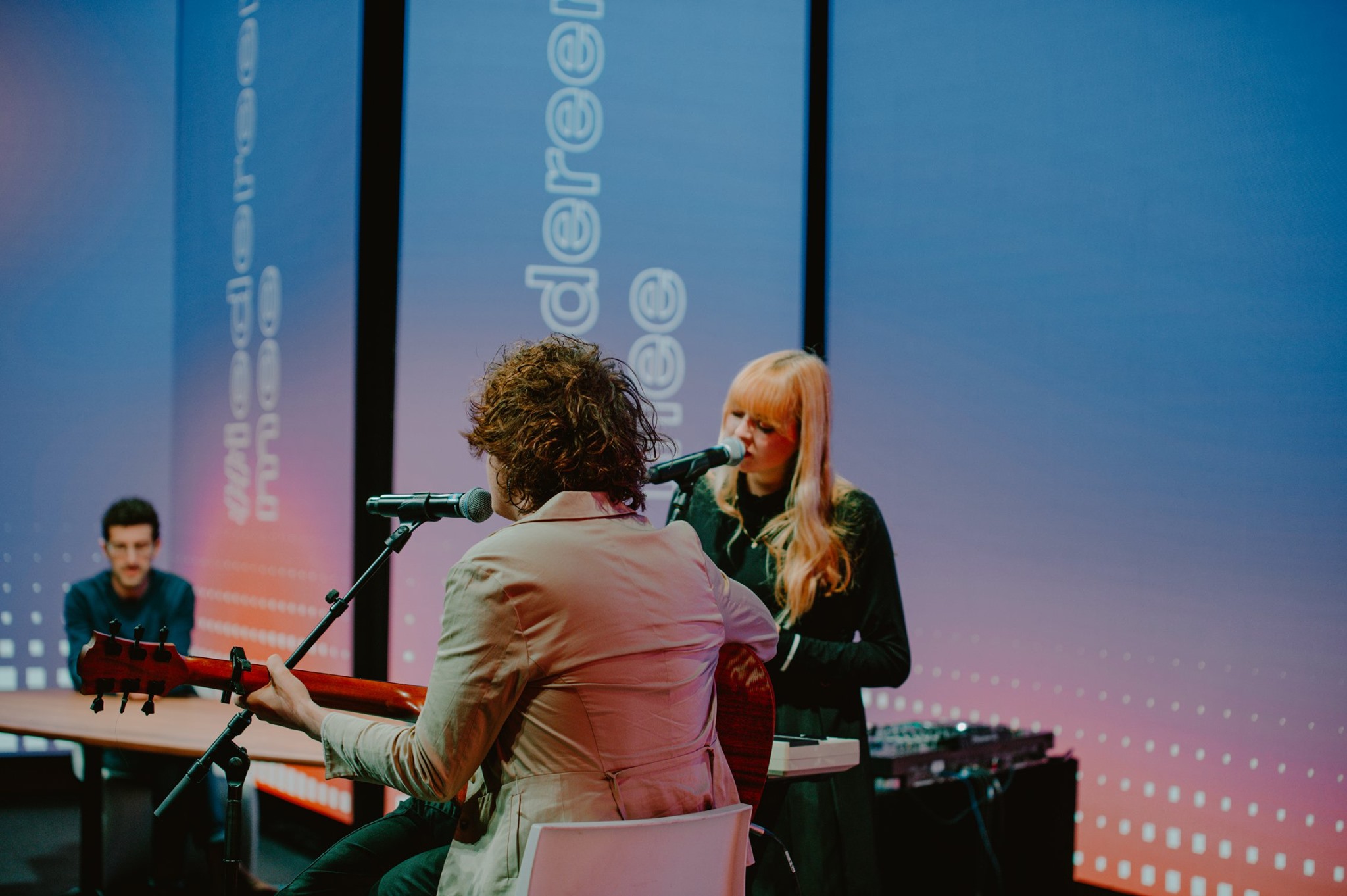 Phlippo Productions light audio sound licht Technical motion rigging Onkruid Leuven AND Belgium Belgie