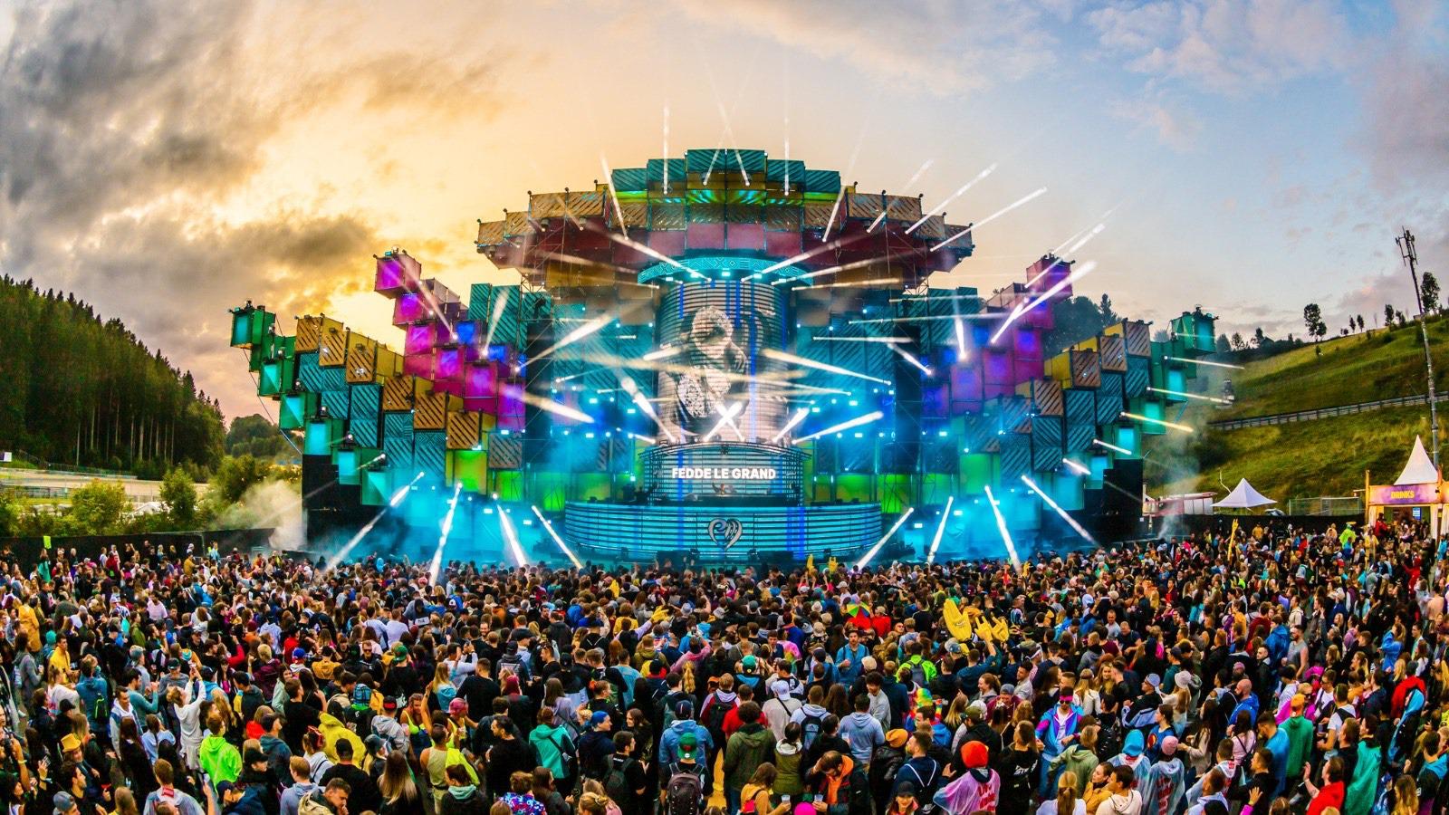 Phlippo Productions light audio sound licht Technical motion rigging Revolution Event Electric Love Festival Boutique Salzburg Austria Oostenrijk 2021