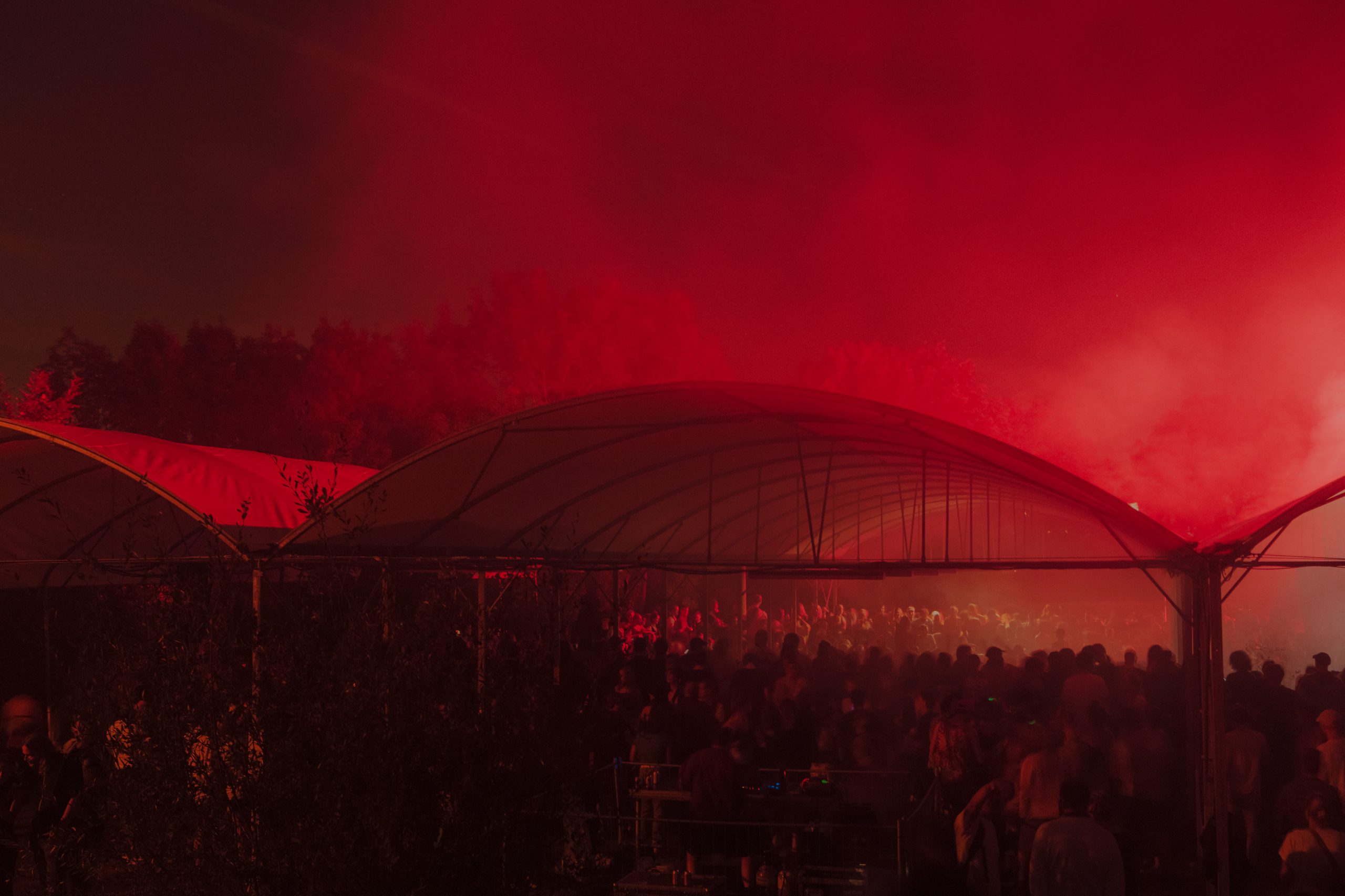 Horstartsandmusic Onkruid.studio Horst Onkruidvzw Ultima Award Architecture Art Arts innovative L-acoustics lights audio Phlippo Technical Productions Asiat Vilvoorde red rode tent 2021