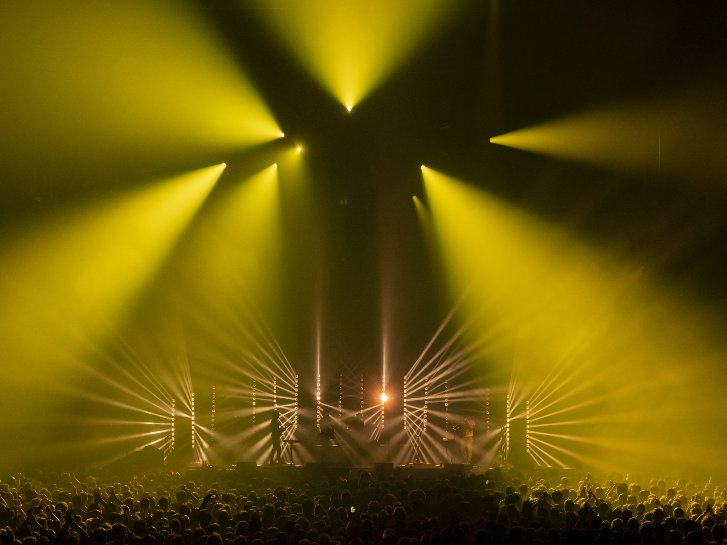 Phlippo Productions light audio sound licht Technical motion rigging Musickness Balthazar Lotto arena Antwerp stage