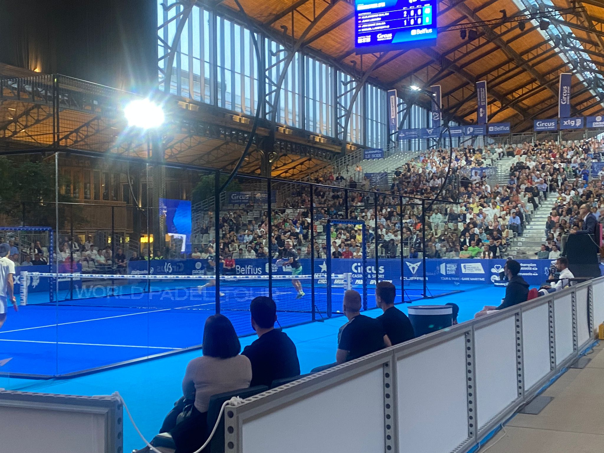 Phlippo Productions light audio sound licht Technical motion rigging Sportero Events Invisible inc World Padel Tour WPT Brussels Open Belgium Tour Taxis Circus 2022 court tennis