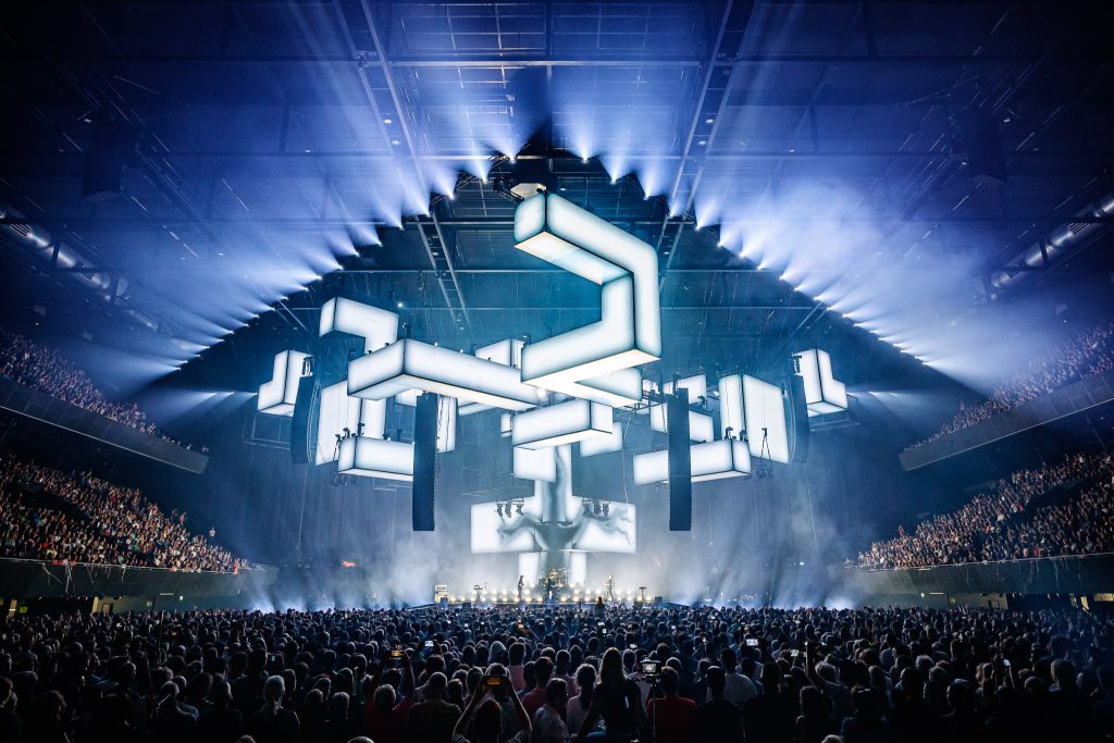 Kensington band Ziggodome giant LED screen