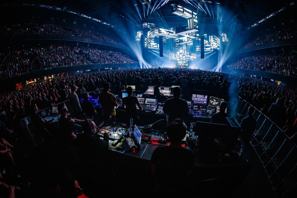 Kensington band Ziggodome giant LED screen, view from front of house