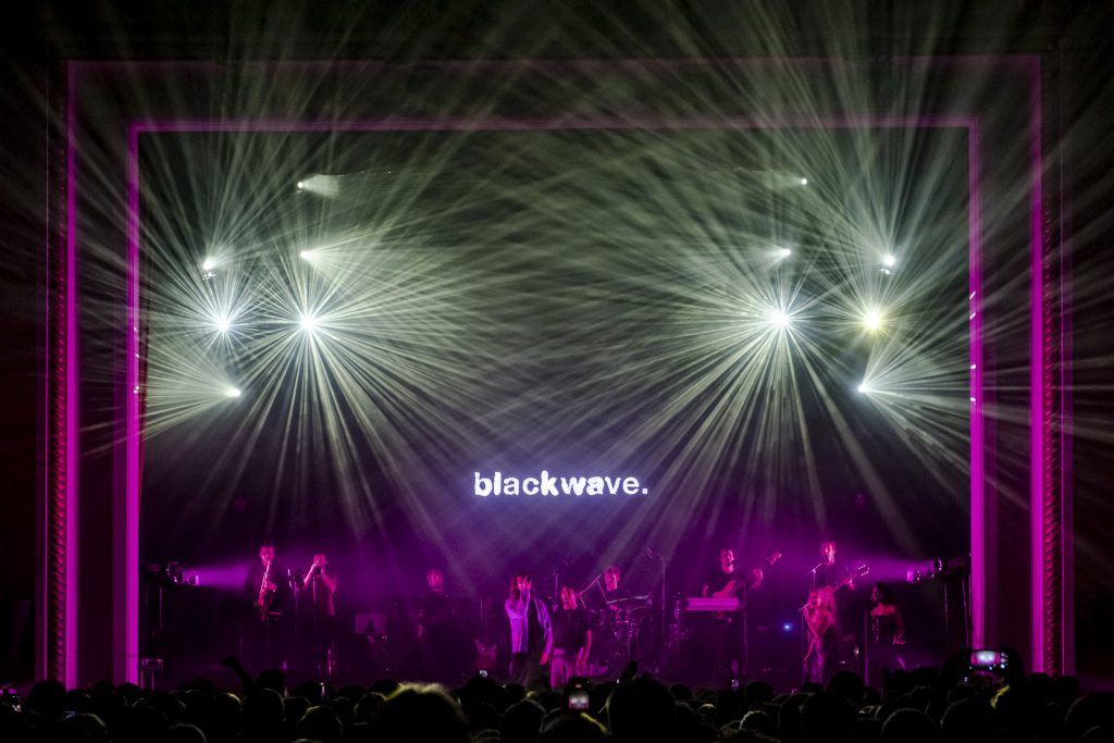Blakwave dot Tour in De Roma Antwerp, view of the band on stage
