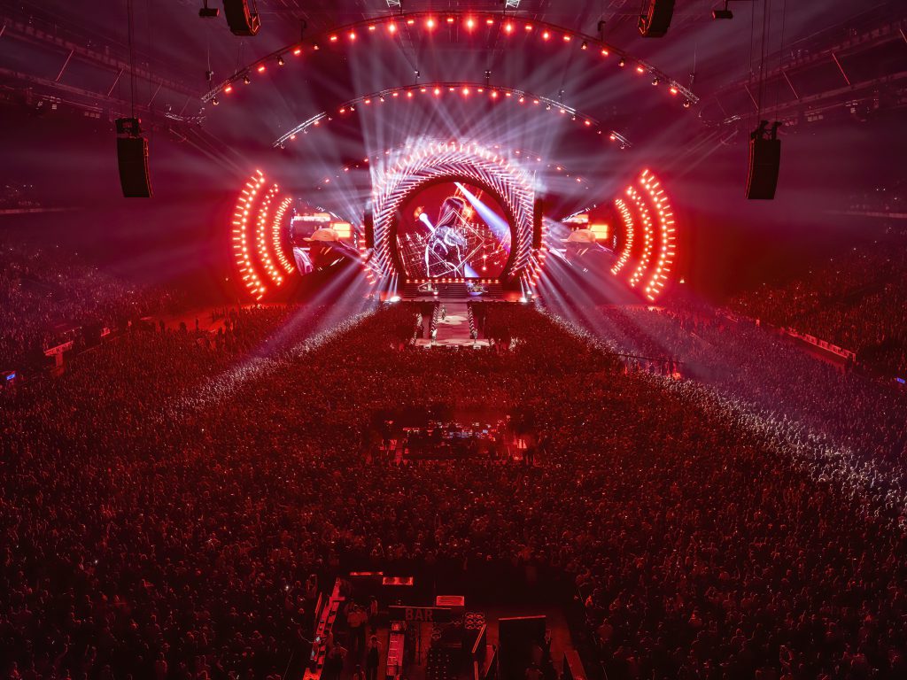 Phlippo Productions Lier Belgium Black Eyed Peas BEP Paris La Défense Arena Elevation World Tour Picturesk showplus noizboyz