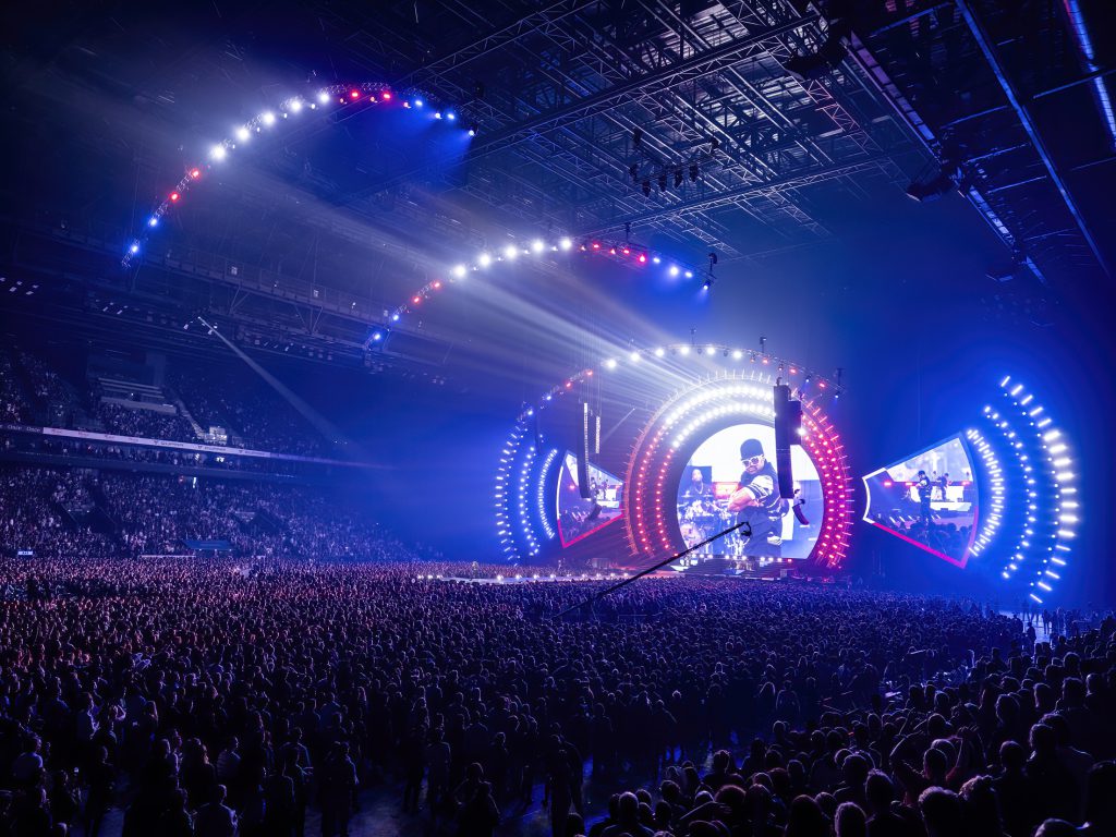 Phlippo Productions Lier Belgium Black Eyed Peas BEP Paris France tricolore La Défense Arena Elevation World Tour Picturesk showplus noizboyz