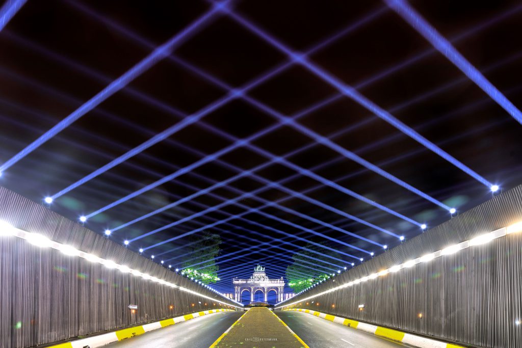 Visit Brussels April 2024 illuminating Jubelpark Loi tunnel at Parc Cinquantenaire light ceiling of 140 CLF Poseidon Beam Ultra fixtures, Step in Live, Eric Ostermann, Phlippo