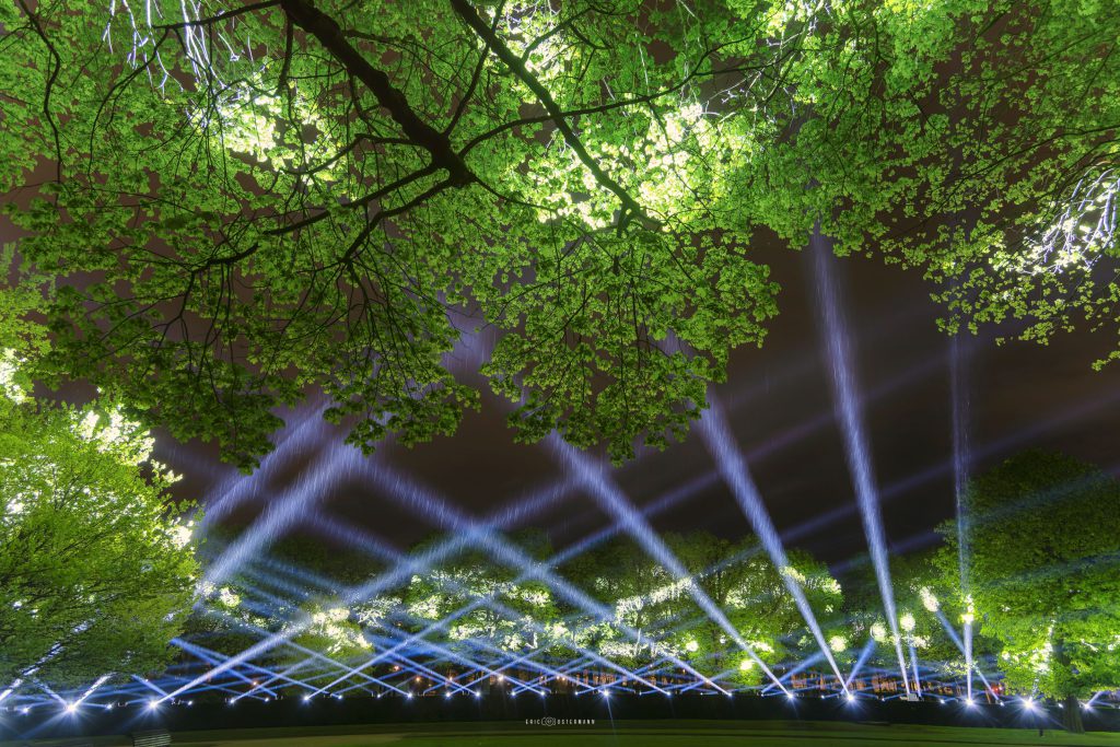 Visit Brussels April 2024 illuminating Jubelpark Loi tunnel at Parc Cinquantenaire light ceiling of 140 CLF Poseidon Beam Ultra fixtures, Step in Live, Eric Ostermann, Phlippo