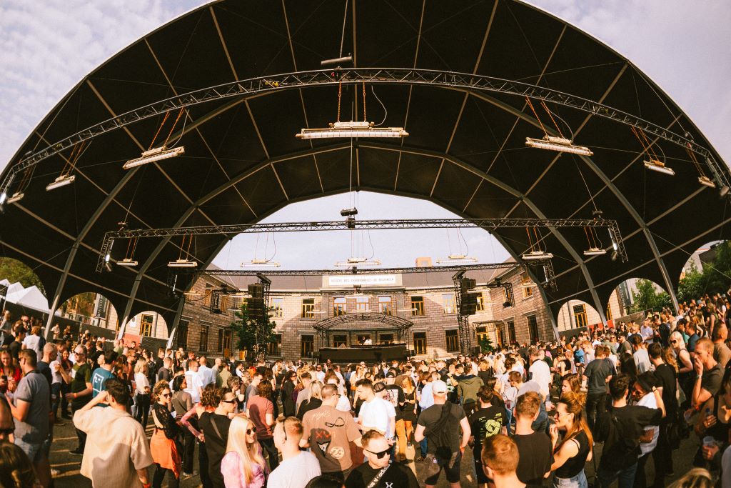 Garnizoen Festival Be-Mine Beringen Ascension Holiday 2024 CLF Lighting L Acoustics light audio rigging Phlippo Productions