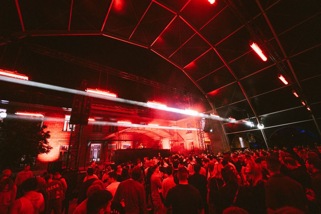 Garnizoen Festival Be-Mine Beringen Ascension Holiday 2024 CLF Lighting L Acoustics light audio rigging Phlippo Productions