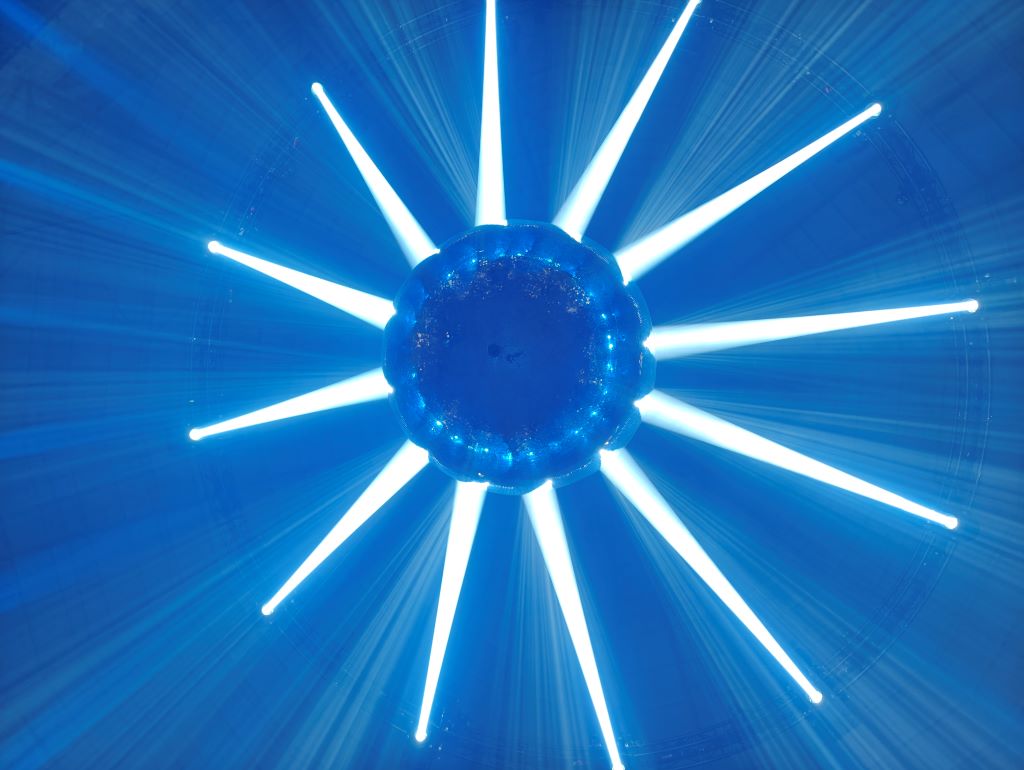 FTI Despacio is happiness Wintercircus Gent 2manydjs James Murphy LCD Soundsystem Arf & Yes Mirror Ball Robe Robin Megapointe , GLP JDC1 LED Strobe, Robe Robin BMFL Blade Spot and CLF Odin LED-Par fixtures