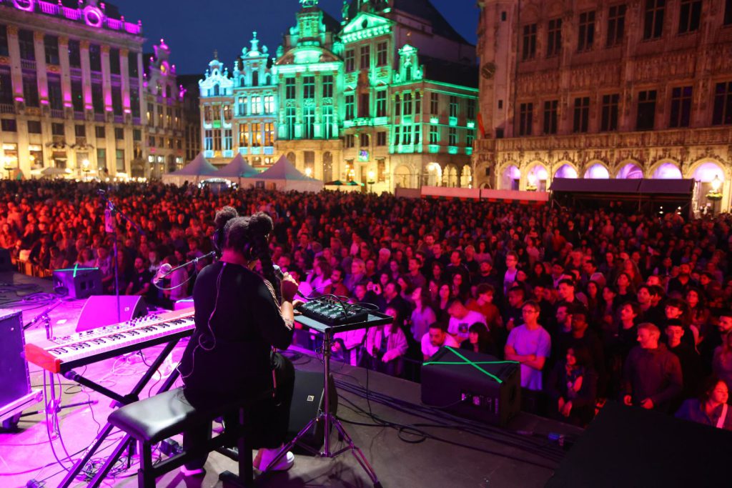Lotto Brussels Jazz Weekend, free festival, blues light sound for 3 stages Grand Place, Bourse and St. Catherine, light and sound by Phlippo Productions, pictures by Sebastiaan Pelgrim 2024