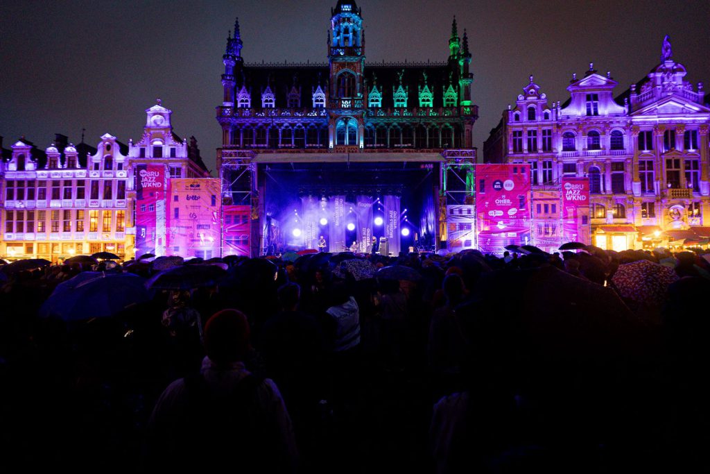 Lotto Brussels Jazz Weekend, free festival, blues light sound for 3 stages Grand Place, Bourse and St. Catherine, light and sound by Phlippo Productions, pictures by Sebastiaan Pelgrim 2024