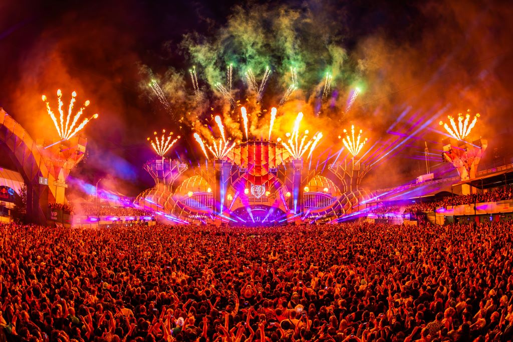 Electric Love Festival 2024 Revolution event Salzburg Austria main stage hard dance valley light audio Phlippo Productions twofiftyk