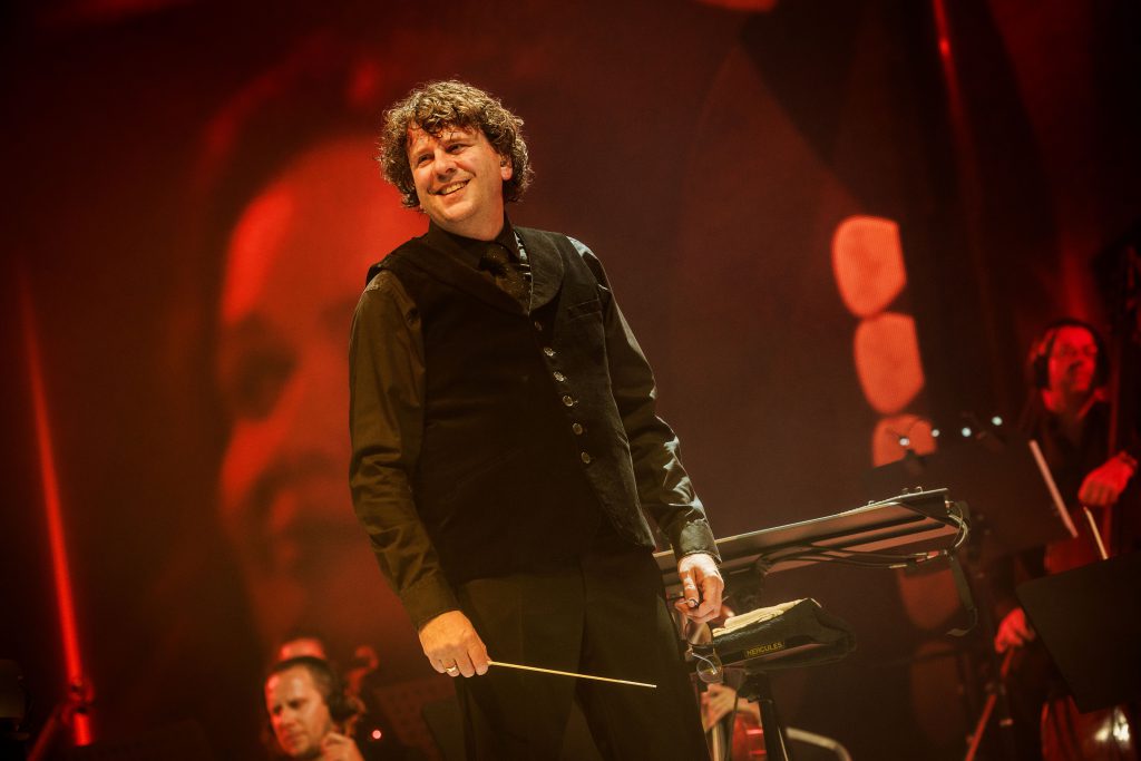 Danny Very music concert Ziggo Dome Amsterdam 2024 Neon Orchestra Dominic Seldis Friendly Fire LD Company EMG light and video by Phlippo Productions Ben Houdijk