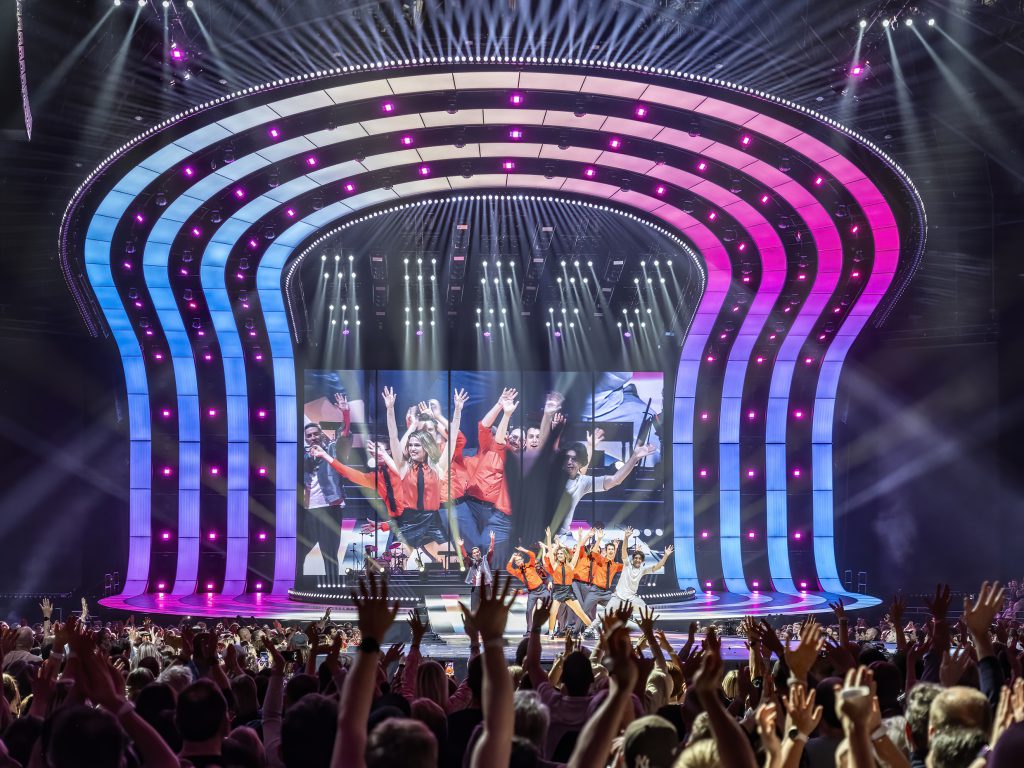 Clouseau 40 Koen Kris Wauters at Sportpaleis Antwerp, shows, Dutch hits december 2024, januari 2025 lights by Phlippo, Picturesk