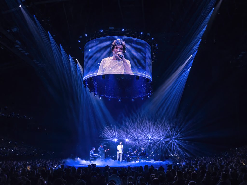 Clouseau 40 Koen Kris Wauters at Sportpaleis Antwerp, shows, Dutch hits december 2024, januari 2025 lights by Phlippo, Picturesk