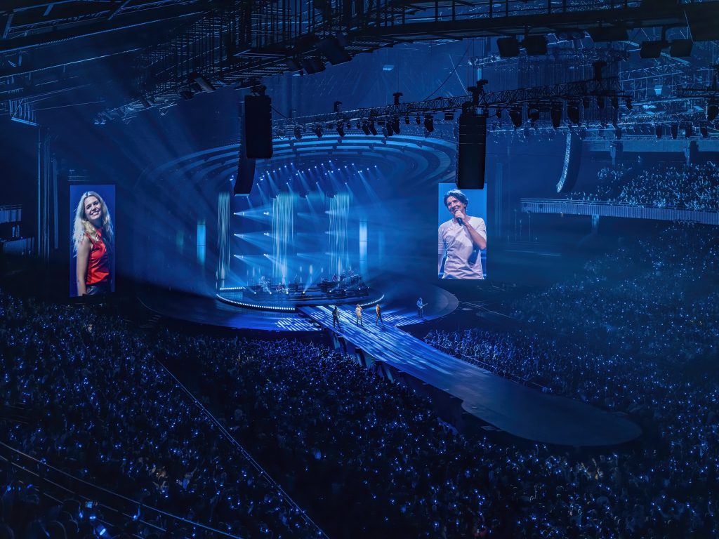 Clouseau 40 Koen Kris Wauters, Billie Leyers at Sportpaleis Antwerp, shows, Dutch hits december 2024, januari 2025 lights by Phlippo, Picturesk