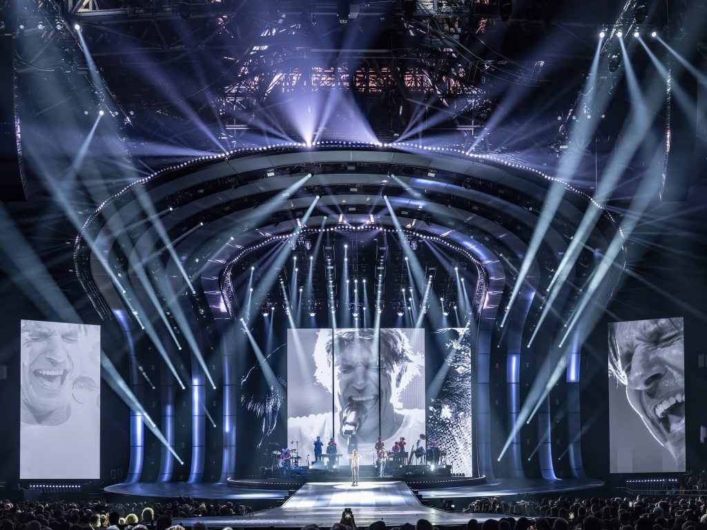 Clouseau 40 Koen Kris Wauters at Sportpaleis Antwerp, shows, Dutch hits december 2024, januari 2025 lights by Phlippo, Picturesk