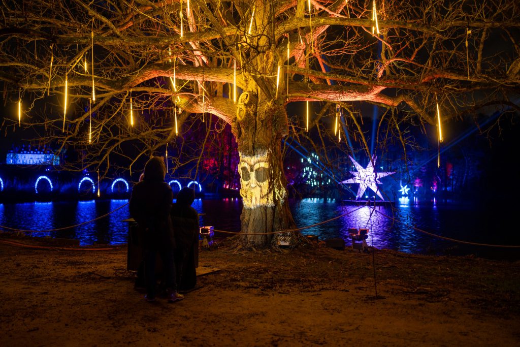 Lanterna Magica RTL Winter Lights 2024 MB creations light sound video rigging by Phlippo Productions magic forest castle domaine la hulpe terhulpen