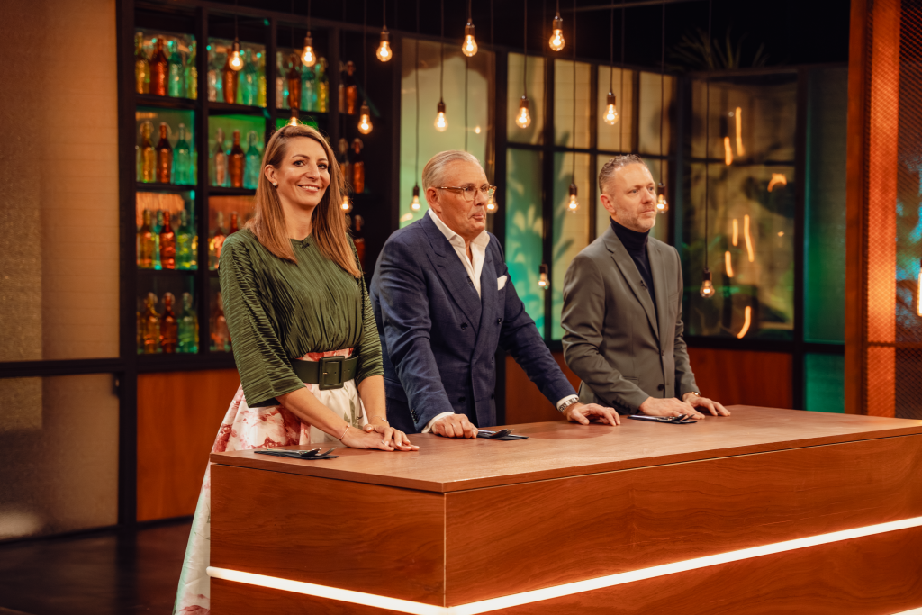 Celebrity Masterchef Season 3 2025 belgium Banijay light phlippo productions design never fear shadows Play4 the jury